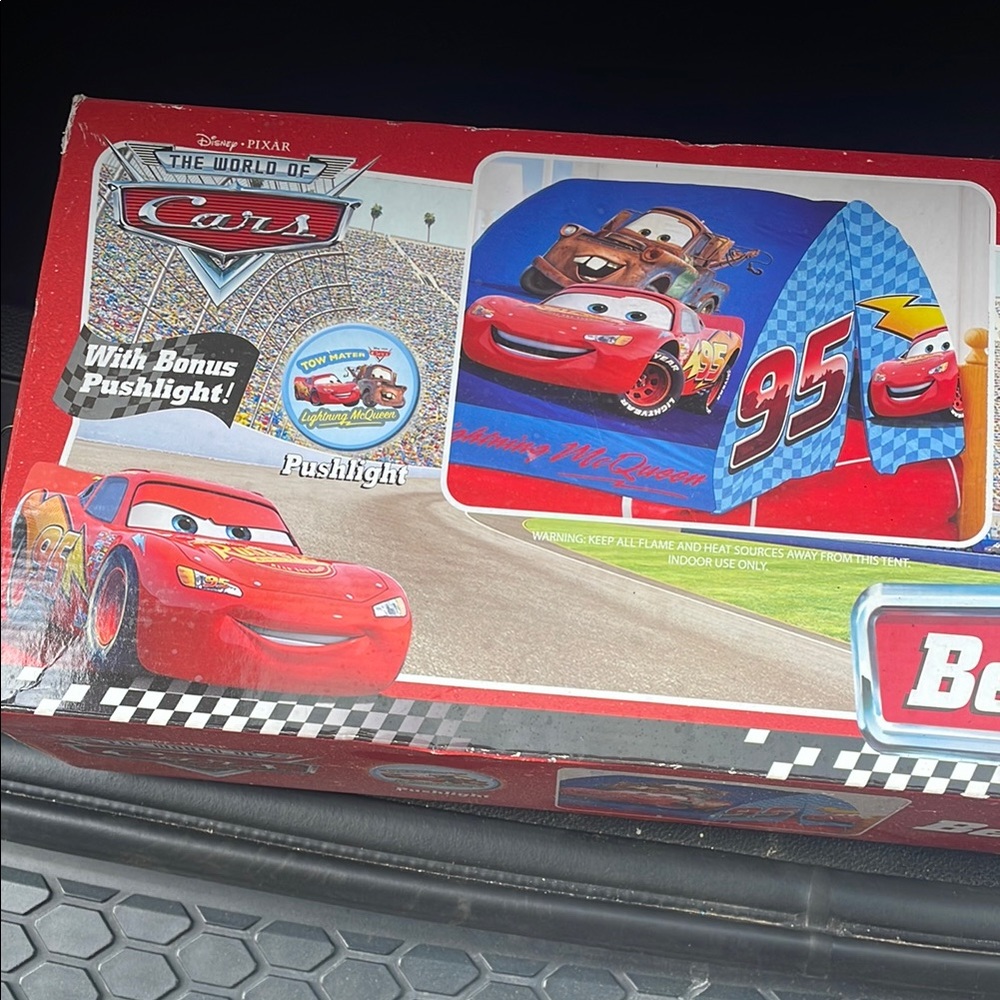Cars Kids Play Tent with Bonus Pushlight - Red